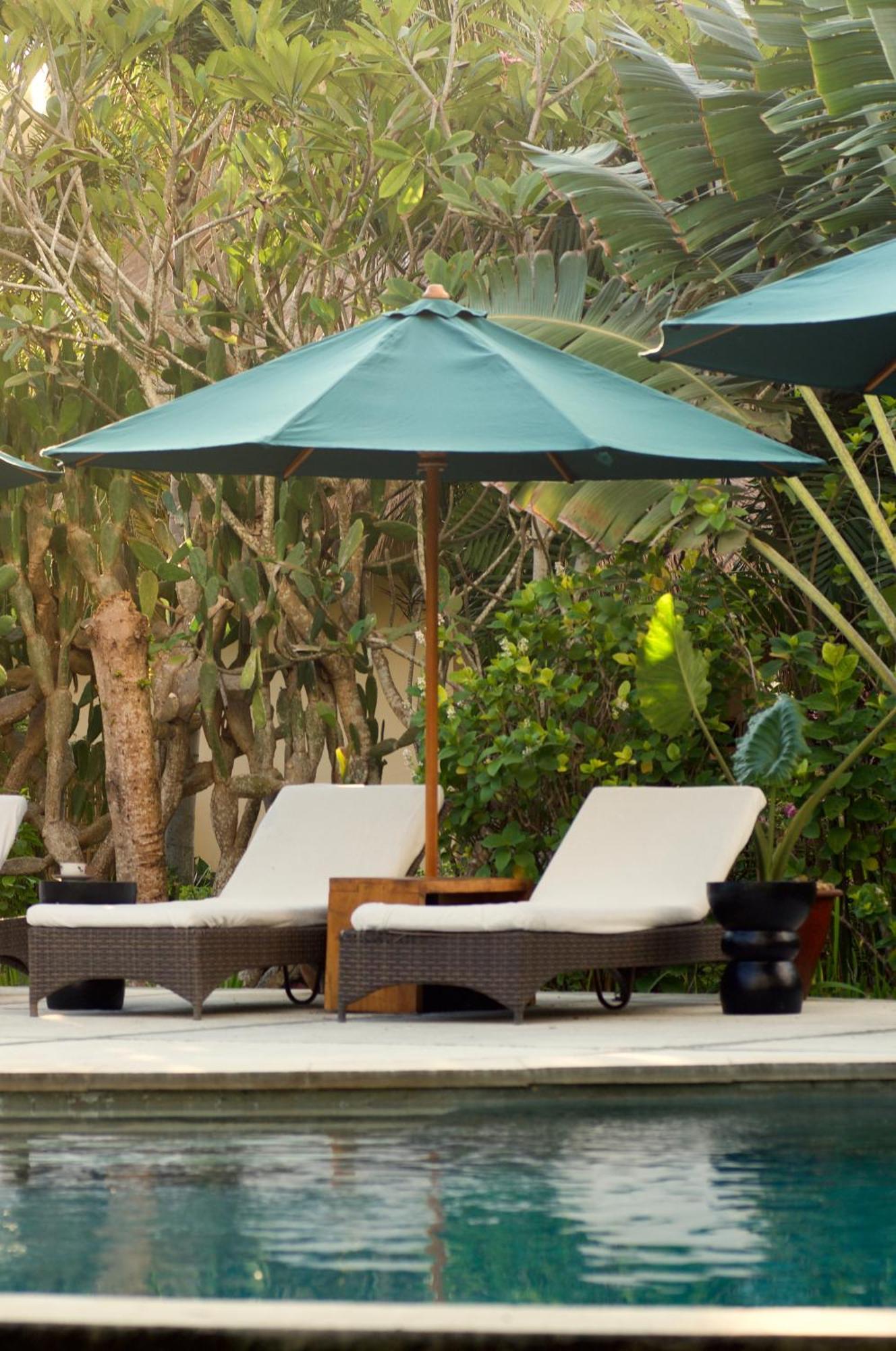 Owa Lodge Areguling Kuta  Екстер'єр фото