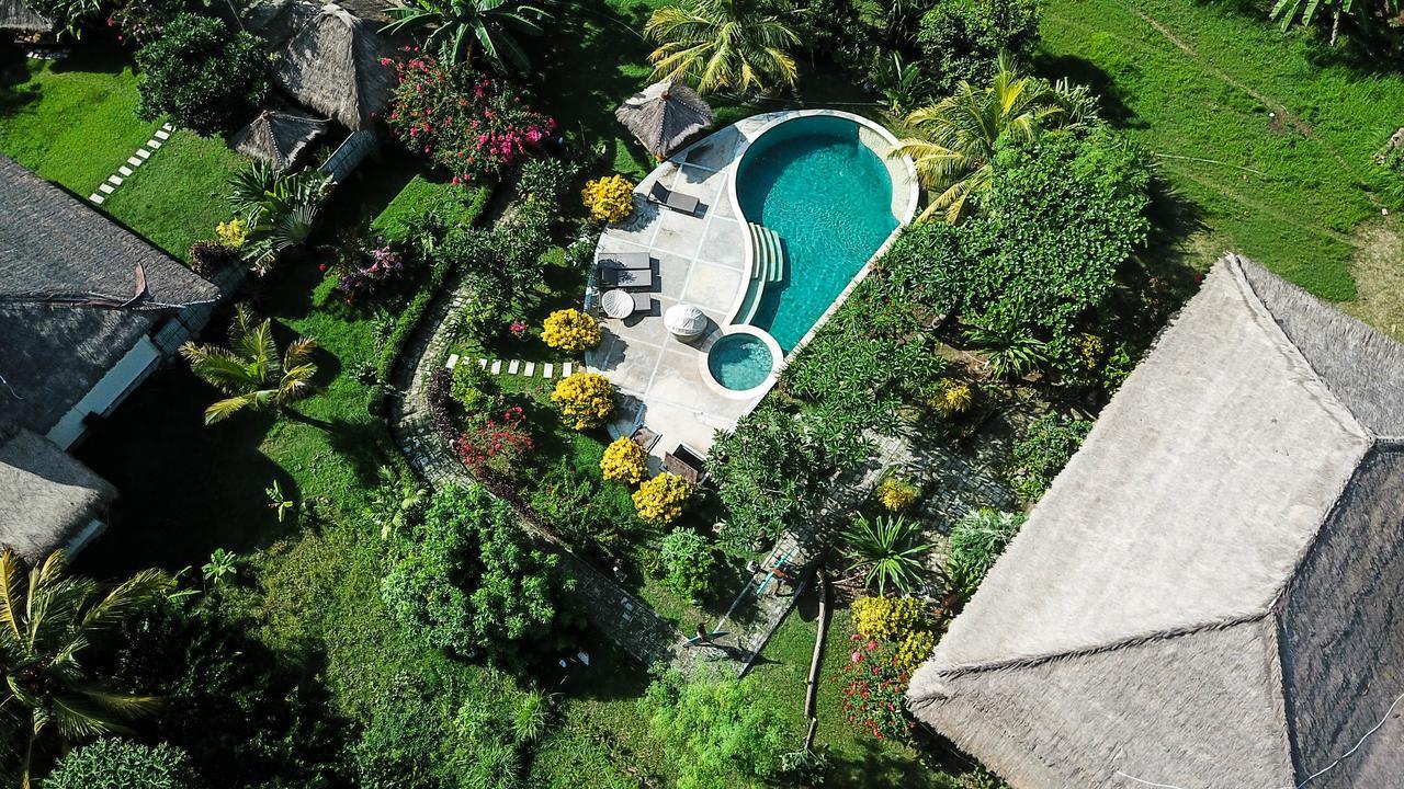 Owa Lodge Areguling Kuta  Екстер'єр фото